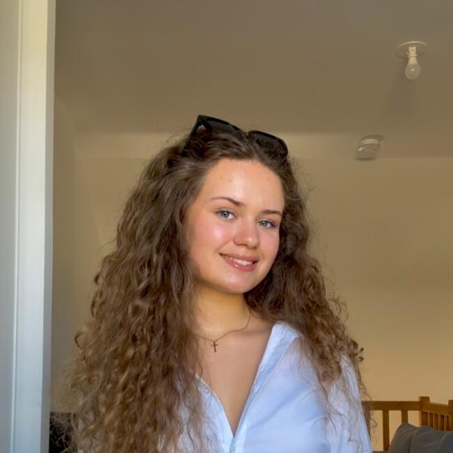 Babysitter in Maromme: Emma