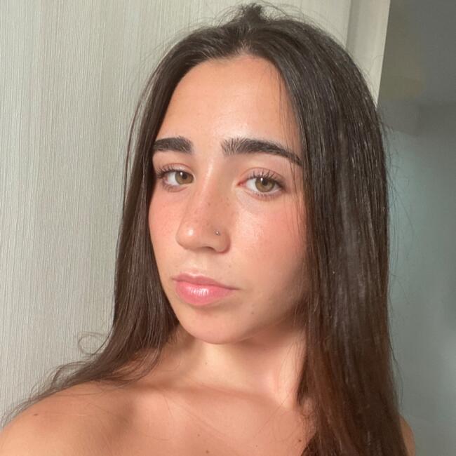 Babysitter in Durango: Mara