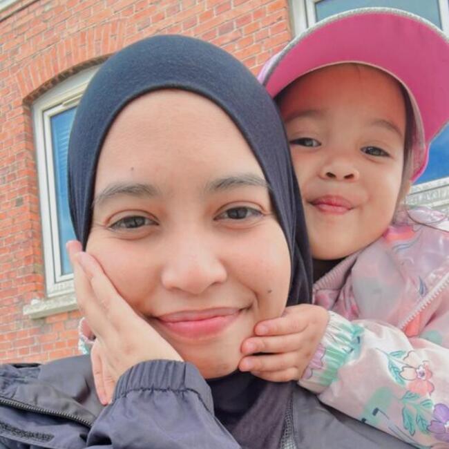 Babysitting job in Cyberjaya: Nabilah