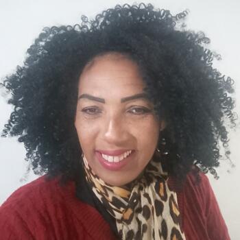 Babysitter in Suzano: Sidneia