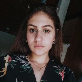 Babá em Juiz de Fora: Sara