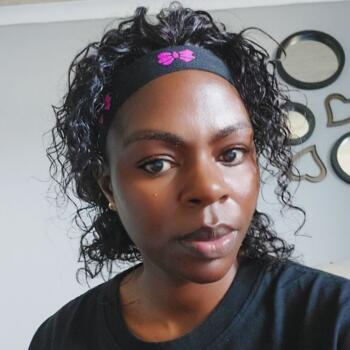 Babysitter in Somerset West: Shelta