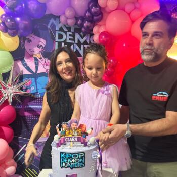 وظيفة جليسة تستضيف الأطفال في بيتها في دبي: فرص عمل كجليسة أطفال Fabiana