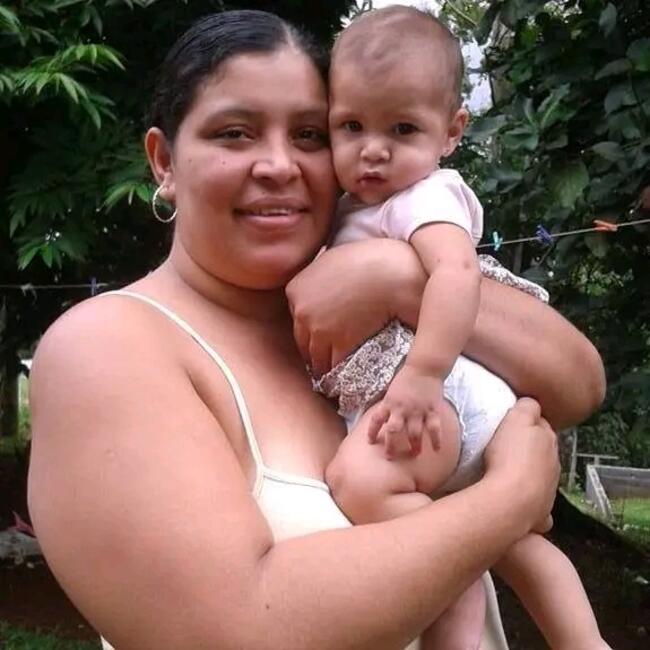 Babysitter in La Chorrera: Sujeidis