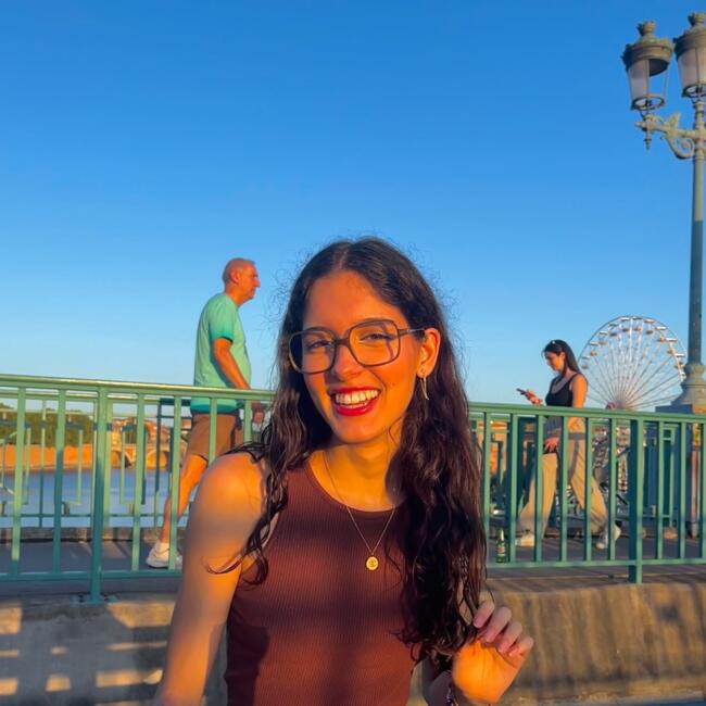 Babysitter in Toulouse: Zélie