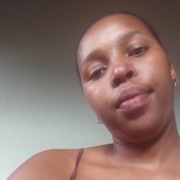 Babysitter in Clermont: Sandisiwe
