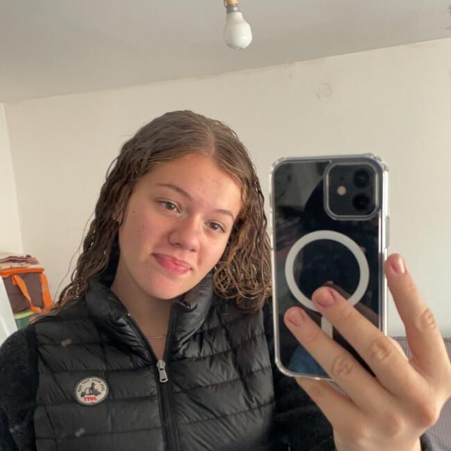 Babysitter in Wandignies-Hamage: Florine