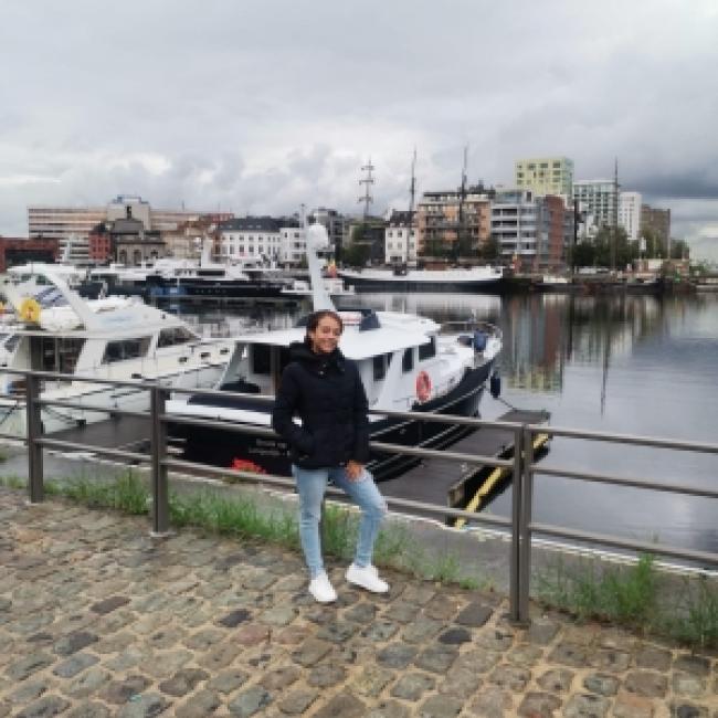 Nanny in Mons: Karen lizeth