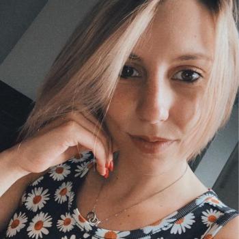 Babysitter in Blégny: Alicia