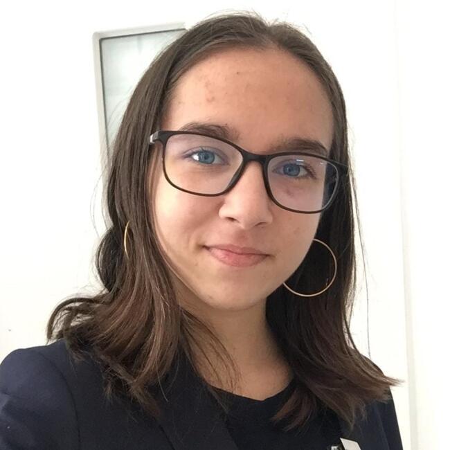 Babysitter in Colonia del Sacramento: María