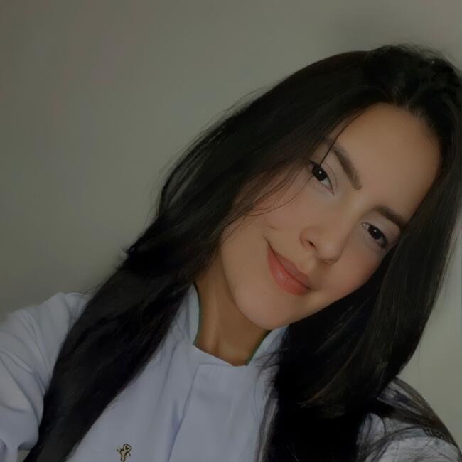 Babysitter in Maceió: Aline