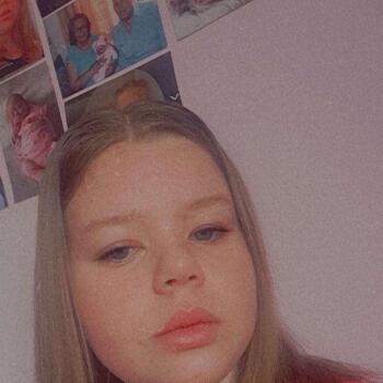 Baby-sitter in Woluwe-Saint-Lambert: Maeva