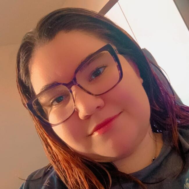 Babysitter in Mirassol (São Paulo): Yasmin