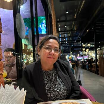 Babysitter in Guatemala City: Lorena