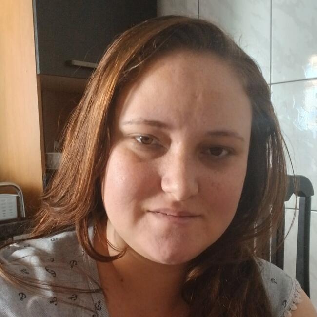 Babysitter in Sumaré: Larissa