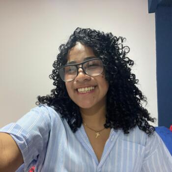 Niñera Tamaca: Nicole De Los Angeles