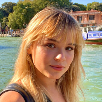 Babysitter in Paris: Luisa B
