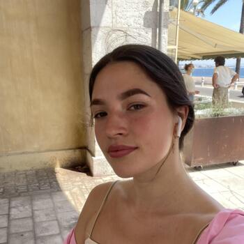Baby-sitter in Nice: Jody