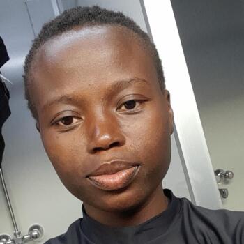 Babysitter in Mombasa: Omondi