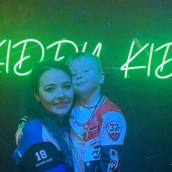 Babysitting job in Accrington: babysitting job Shinea