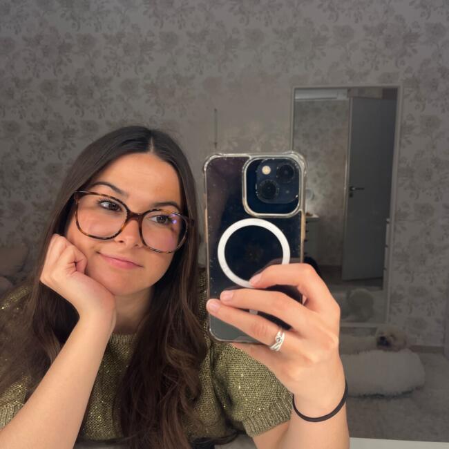 Babysitter in Lignières-de-Touraine: Louanne