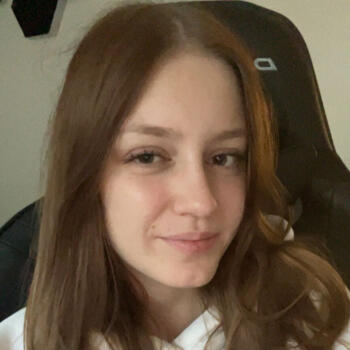 Babysitter in Aichach: Laura