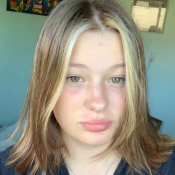 Babysitter in Whanganui: Lyneka