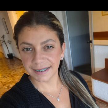 Babysitter in Porto Alegre: Evelyn