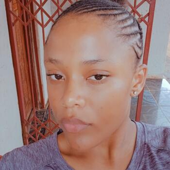 Babysitter Krugersdorp: Belinda