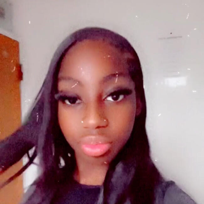 Babysitter in London: Angel-Grace