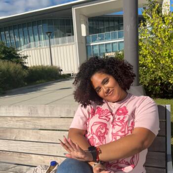 Babysitter in Albany: Roselly