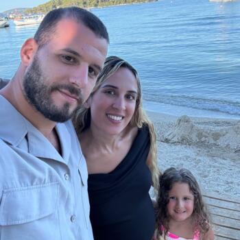 Babysitting job in Glyfada: babysitting job Stefanos