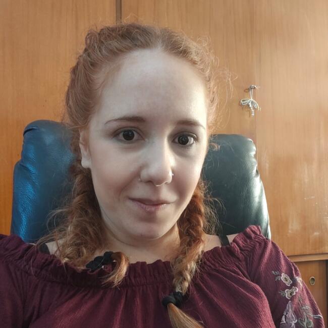 Babysitting job in Nikaia: Ελενη