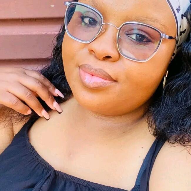 Nanny in eMbalenhle: Mzizi