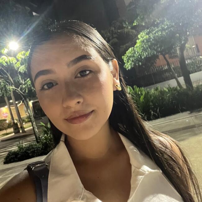 Babysitter in Itagüí: Isabella
