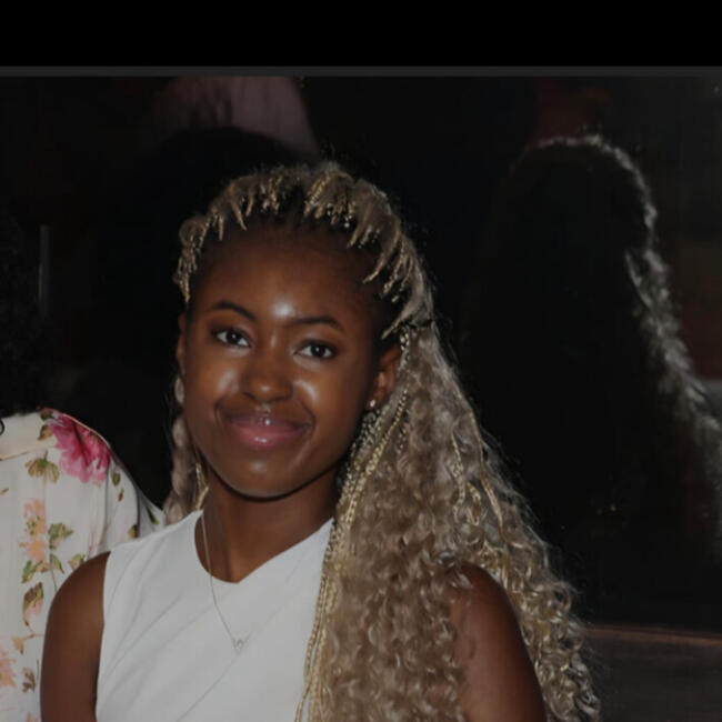 Babysitter in Antwerp: Helena