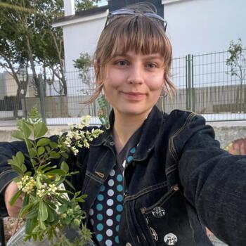 Babysitter em Lisboa: Eefje