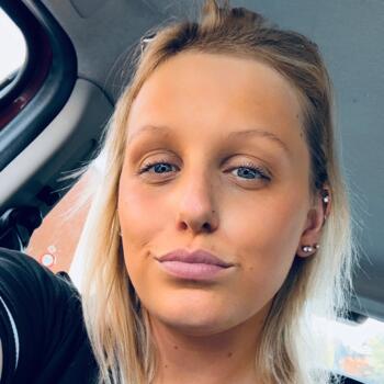 Babysitter in Overijse: Justine