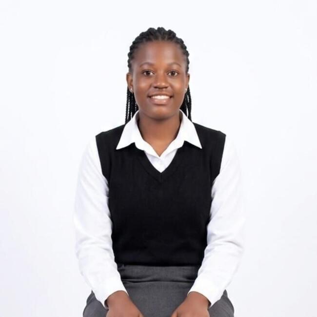 Nanny in Kibale: Tumwesige