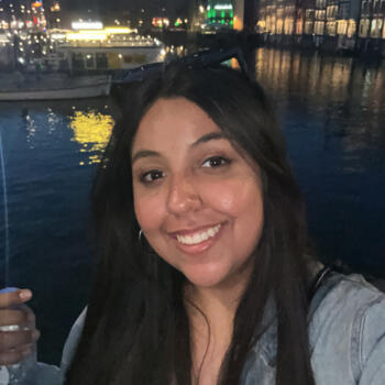 Babysitter in Anderlecht: Taynara