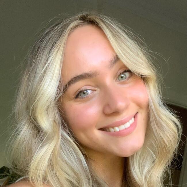 Babysitter in Adelaide: Bella