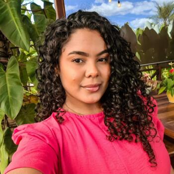 Babá em Valparaíso de Goiás: Francieli