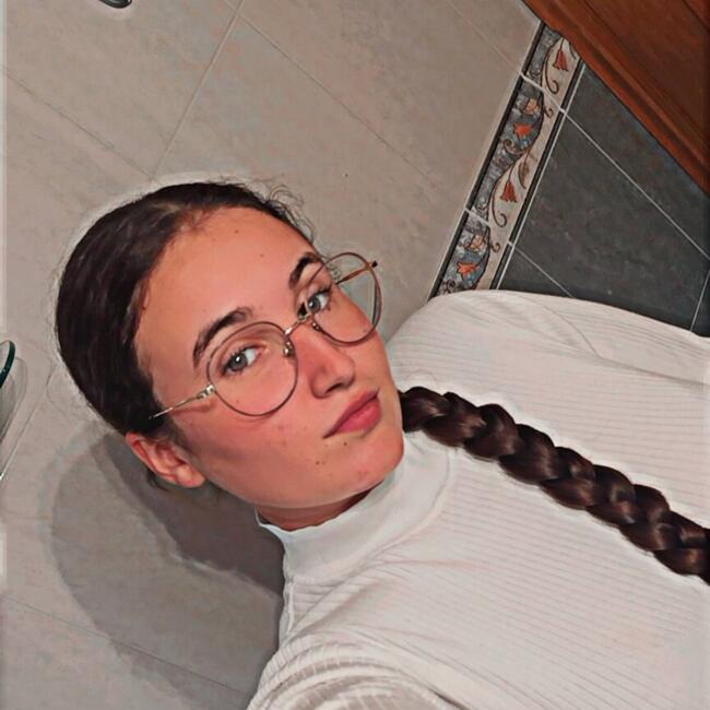 Canguro en Granada: Elena