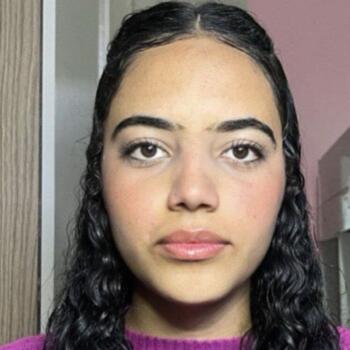 Babysitter in Salvador: Sabrina