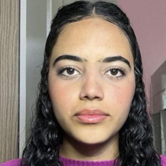 Babysitter in Salvador: Sabrina