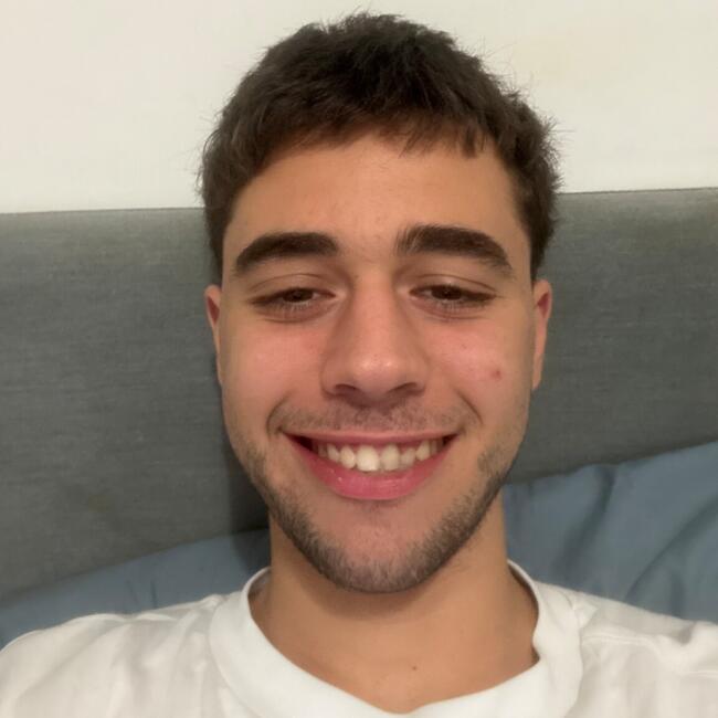 Babysitter in Rome: Gabriele