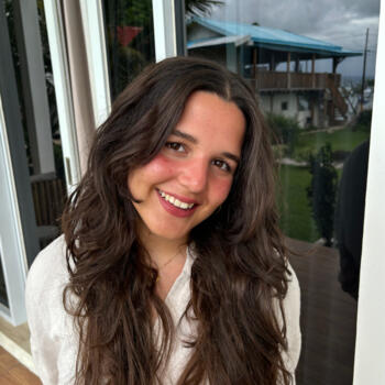 Babysitter Rotterdam: Amina