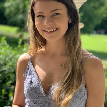 Babysitter Godalming: Elly