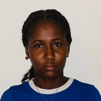 Babysitter in Sintra: Vanessa