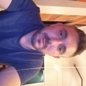 Emprego de babá em Porto Alegre: emprego de babá Thyago